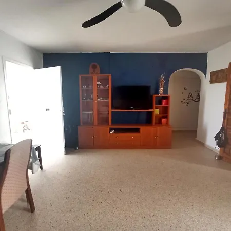 The House -- Casa En Primera Linea De Playa - * دينايا